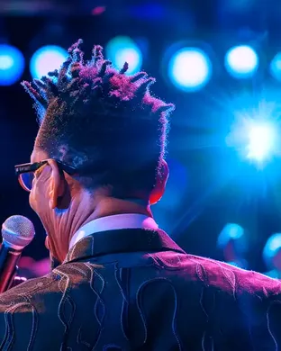 Dl Hughley San Antonio